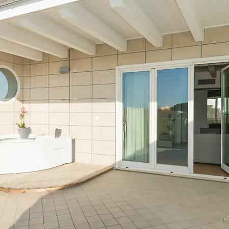 Porto Di Claudio Guest house