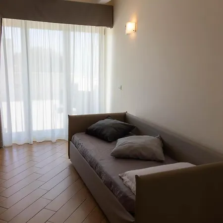 Porto Di Claudio Guest house Fiumicino