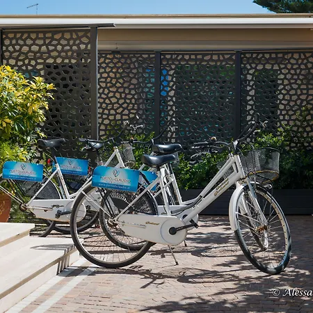 Guest house Porto Di Claudio 4*