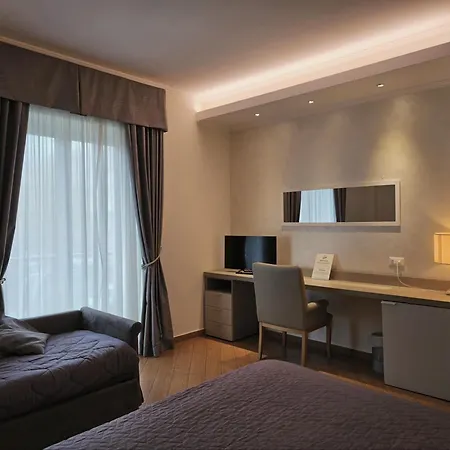 Pensionat Porto Di Claudio 4*