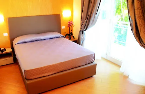 Πανσιόν Porto Di Claudio