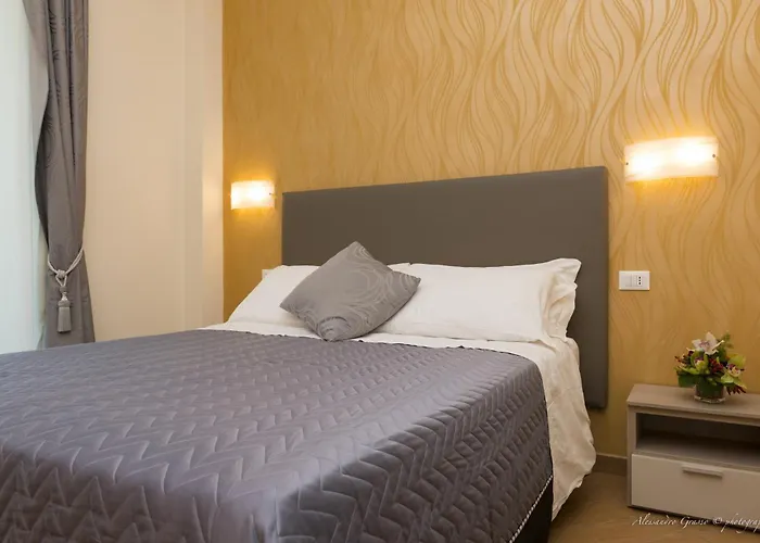 Porto Di Claudio Πανσιόν 4*